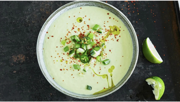 SÁBADO DE RECETA: Sopa de pepino y aguacate con yogur